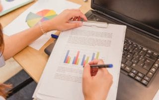 Cara Analisa Laporan Penjualan Bulanan dengan Accurate Online